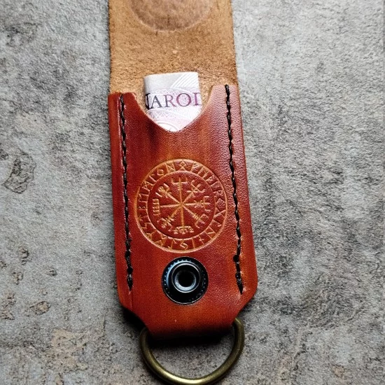 Brelok Vegvisir z kieszonką na banknot skórzany ręcznie wykonany